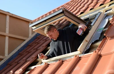 Pose de fenêtres de toit Velux à Campigny